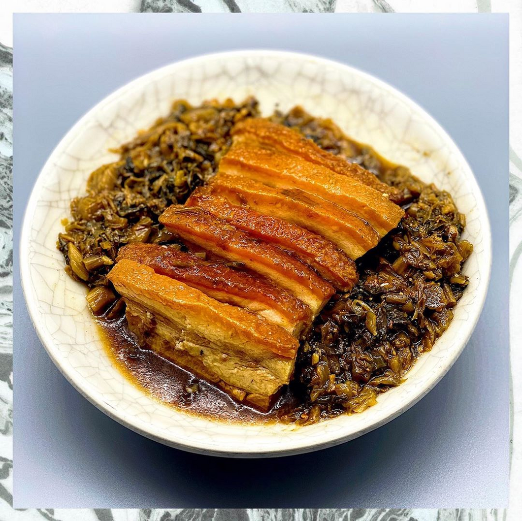 Steamed Pork Belly & Salted Vegetables - 梅菜扣肉 (One Size)