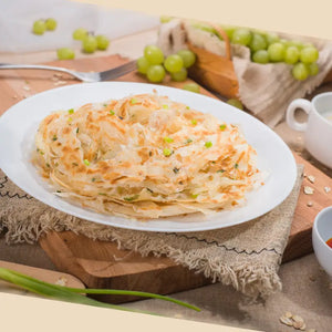 LQQM Puff Paratha Pancake-Chive Flavour (6pcs) 480g <br> 粮全其美香酥手抓餅-蔥香(6片裝)