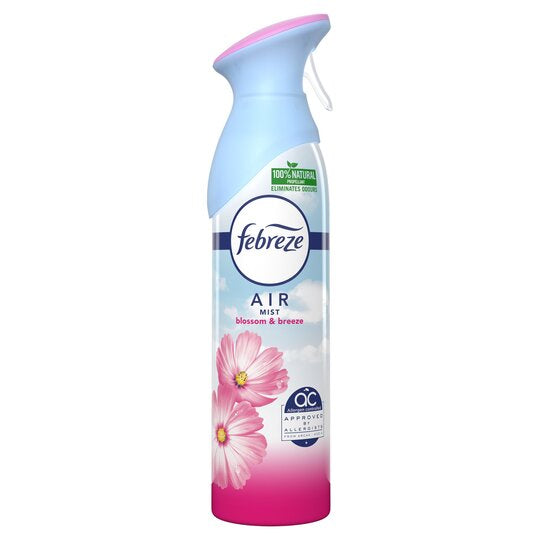 Febreze Blossom & Breeze Air Freshener 300ml ***