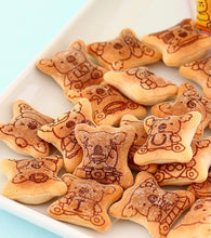 Load image into Gallery viewer, Lotte (Thai) Koala&#39;s March Biscuits - Strawberry 37g &lt;br&gt; 樂天熊仔餅-草莓