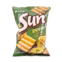 Load image into Gallery viewer, Orion Sunchip Garlic Baguette 134g &lt;br&gt; 好麗友 Sun 薯片 蒜蓉麵包味